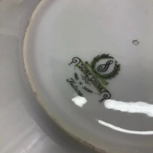 Vintage sone futura gravy boat and saucer - Picture 4 of 5